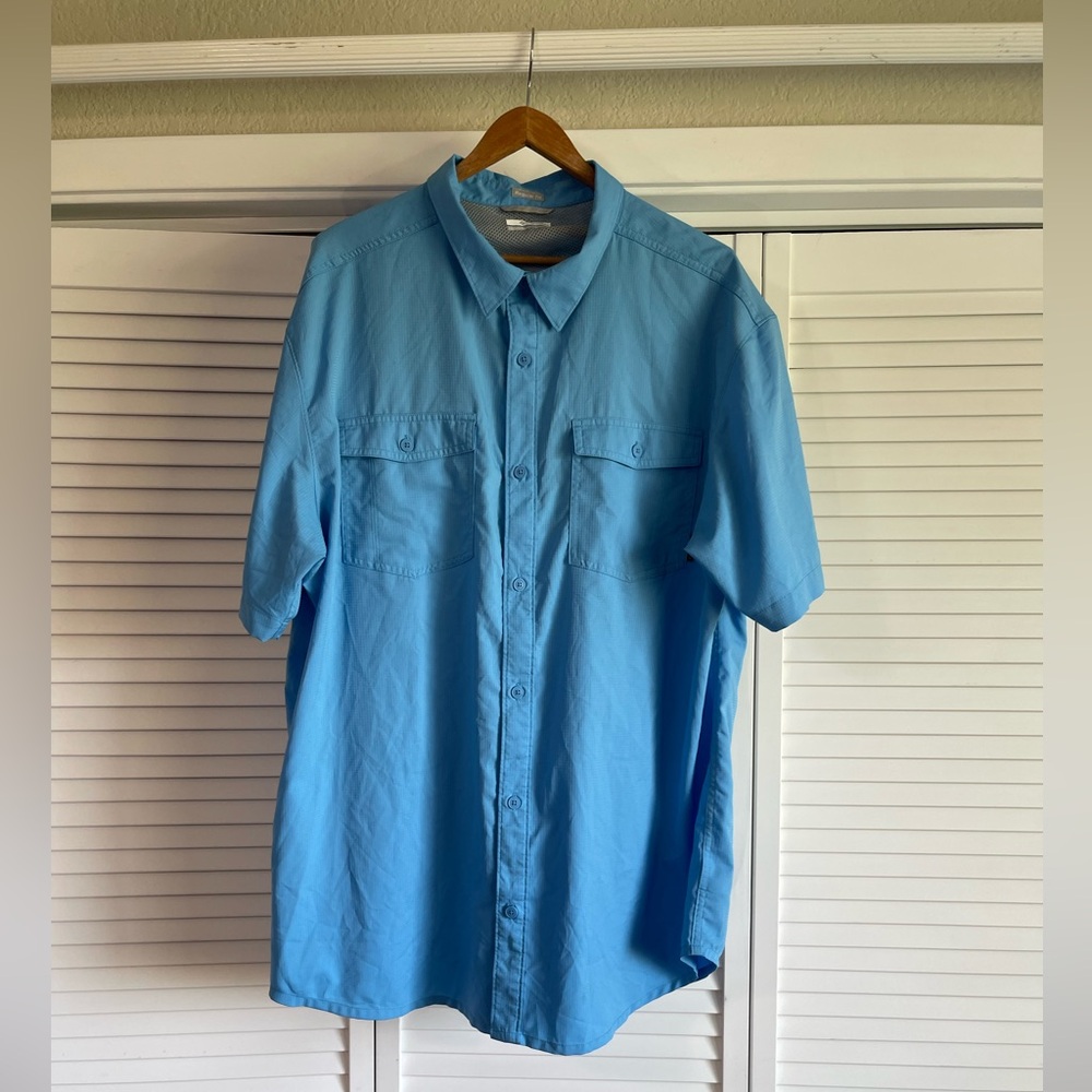 Men’s Columbia XXL button up